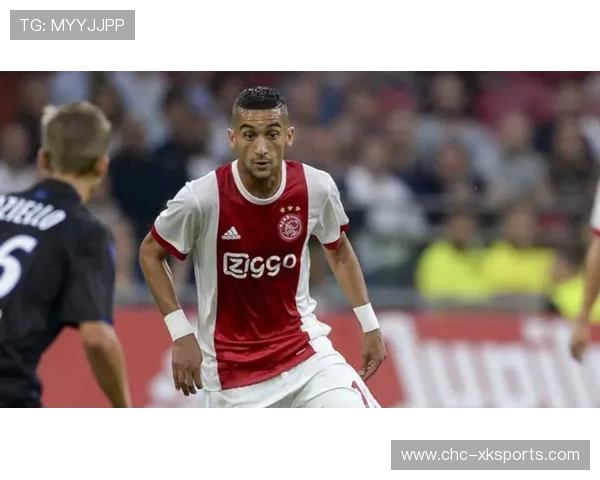 塞维利亚寻觅传中利剑:引进稳定边路传中的战略布局